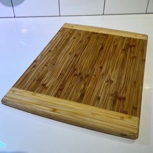 Two tone wood cutting board.